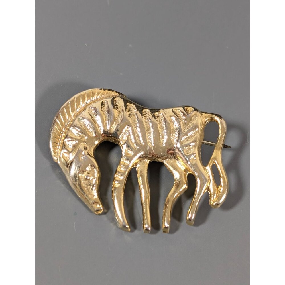 Vintage Gold Tone Zebra Pin Brooch‎ African Safari Tribal